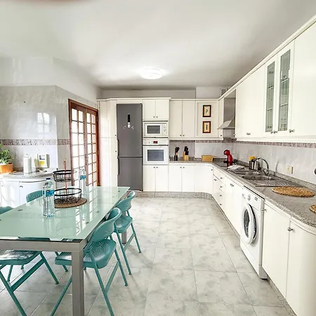 Casa Carla Санта-Крус-де-Тенерифе