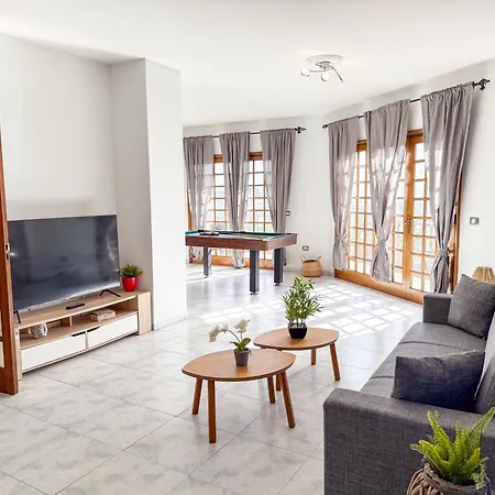 Casa Carla 圣克鲁斯-德特内里费